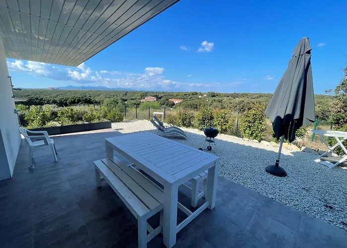 5 Minutes Du Port Et - Clim & Piscine Villa Bonifacio (Corsica)